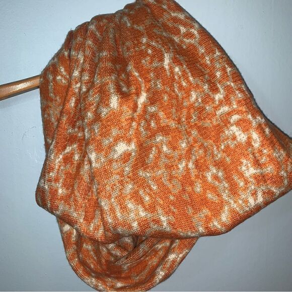 Michael Kors Orange Rochelle infinity Scarf - Picture 4 of 4